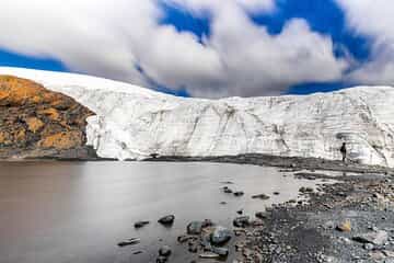 סיור יום מלא ב glacier פסטורורי ופויה ריימוני