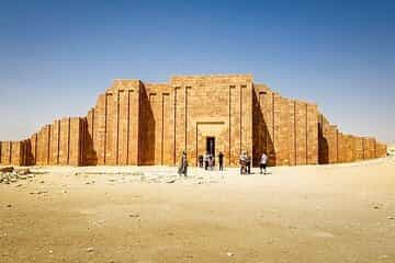 Day Tour to Memphis Sakkara & Dahshur Pyramids