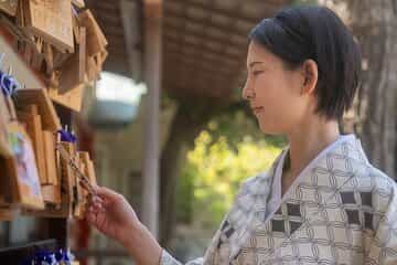 Temple Tour with a Real Local in East Tokyo