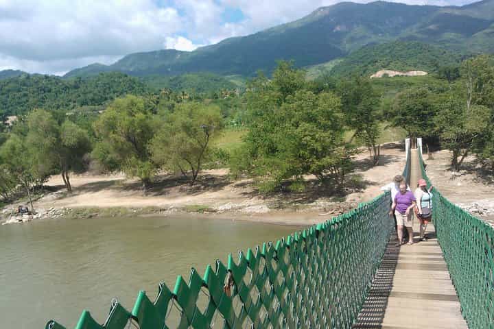 היסטוריה אלף שנה של מקסיקו בערים ובמסורות של קולוטפק