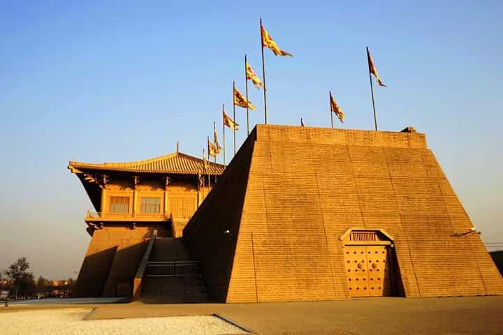 שיאן: היסטוריה וסיור אופניים בפארק המורשת של ארמון טאנג דאמין