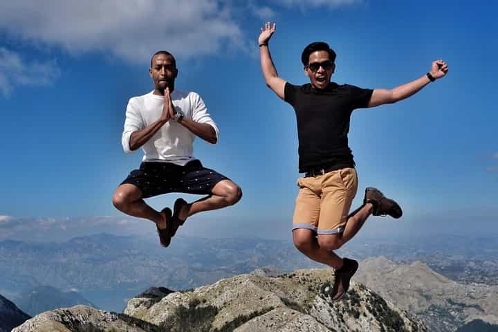 טיול מונטנגרו הגדול - הפארק הלאומי לובצ'ן, מוזיאון לובצ'ן, נהר קרנוגביץ', סנט סטפן