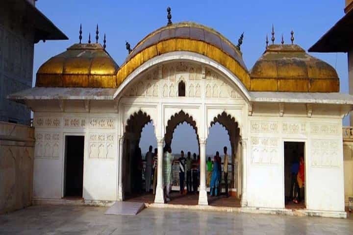 טיול פרטי לתאג' מאהל עם רכב מיג'איפור