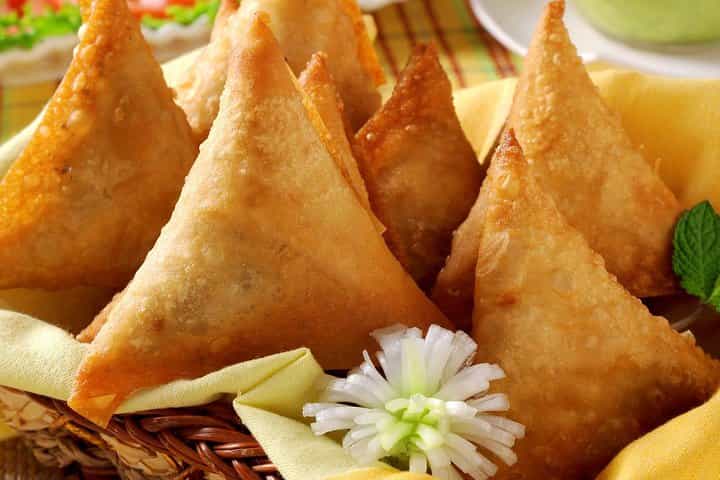 ארוחת בוקר בדלהי הישנה ושבילי הליכה