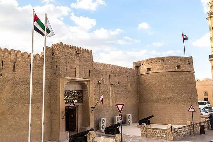 סיור Sightseeing בעיר דובאי - בסיס שיתוף.