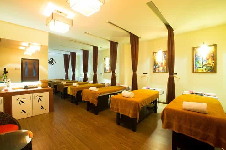 מסאז' רגליים, מסאז' גוף, מסאז' תאילנדי, טיפול פנים, טיפולי גוף, שעווה