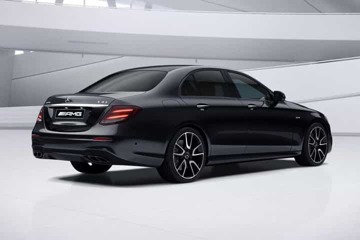 Airport Transfer: Abu Dhabi City to Airport AUH by Business Car