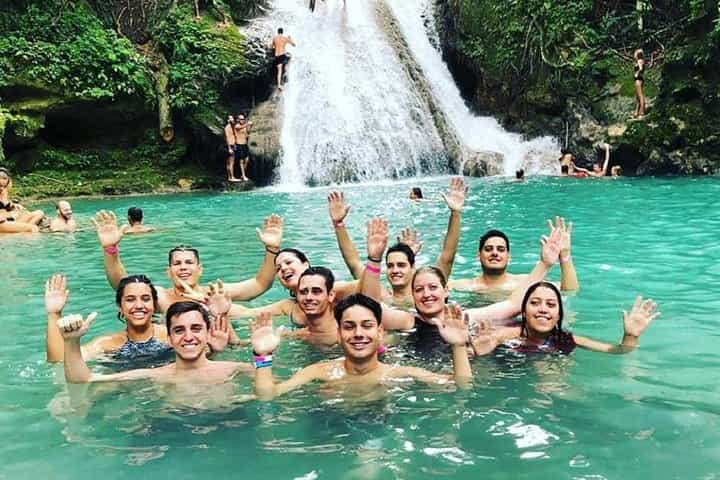 טיול הרפתקאות חור כחול אירי מפלמות'