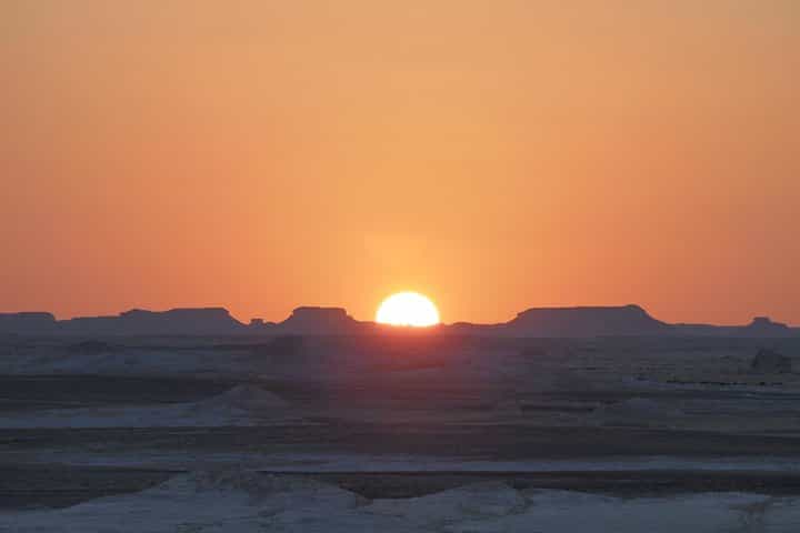 ספארי במדבר הלבן והשחור