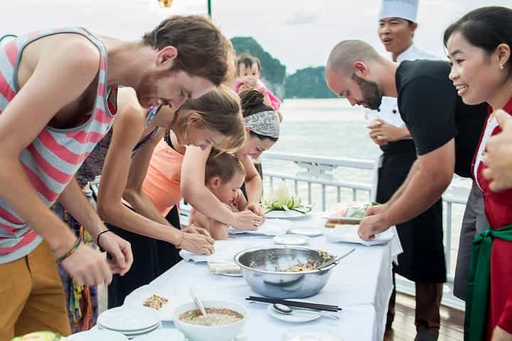 2 ימים במפרץ באי טו לונג