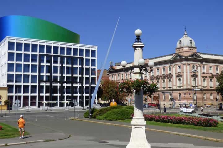 Zagreb Private Arrival Airport Transfer & City Tour