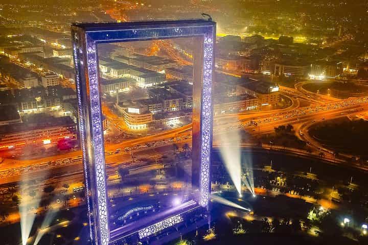 Private Dubai frame tour with round trip transfers