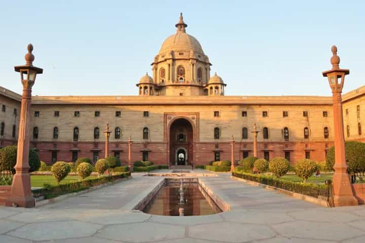 “Old & New Delhi Discovery: Private Full-Day Guided Tour”