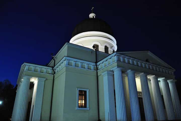 Soviet Chisinau Private Walking Tour