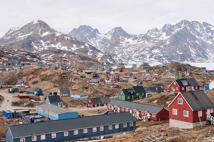Jewels of Nuuk – Private Guided Walking Tour