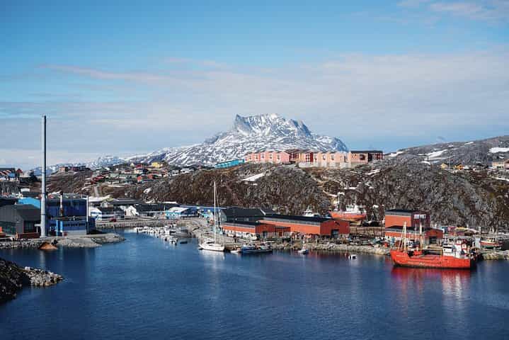 Jewels of Nuuk – Private Guided Walking Tour