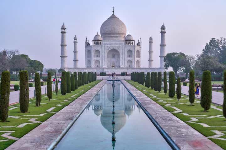 2 Days: Guided Jaipur & Taj Mahal Tour With Hotels