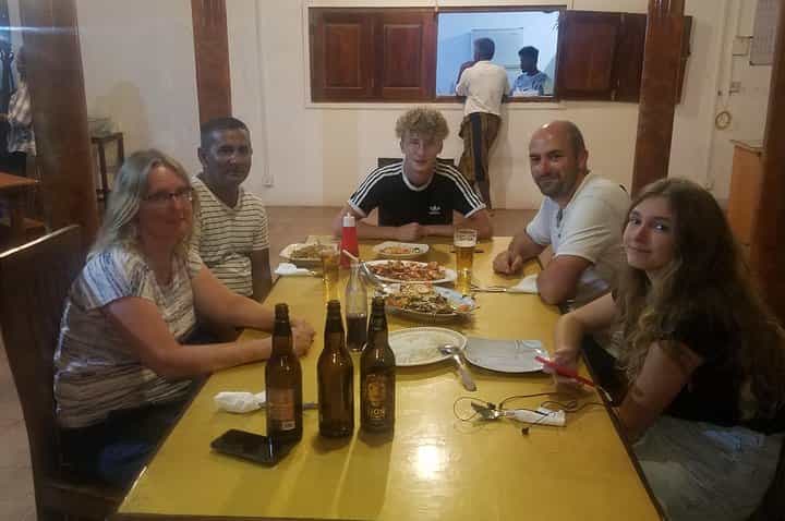 סיורים מסביב לסרי לנקה