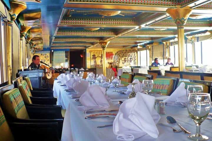 Cairo dinner Cruise with Belly dancer show