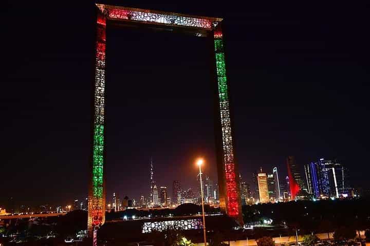 Private Dubai frame tour with round trip transfers