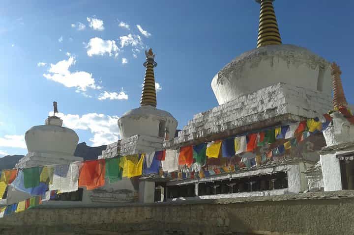 Paradise On Earth - Ladakh & Kashmir (All Inclusive with flights)