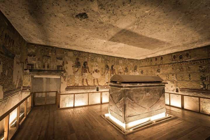  Half Day Tour:Valley of Kings, Hatshepsut TempIe, VaIIey Queens