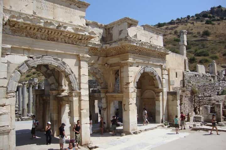 פרטי - סיור אפסוס המרכזי - כרטיסים לדילוג על התור