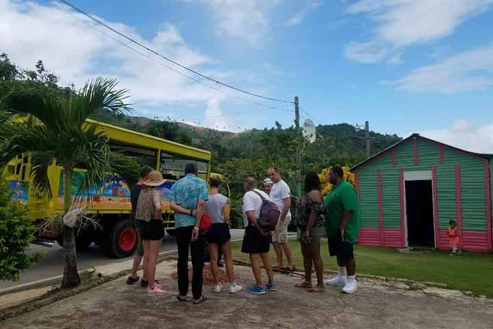 ספארי חצי יום ומלא יום בלעדי לכל המשפחה