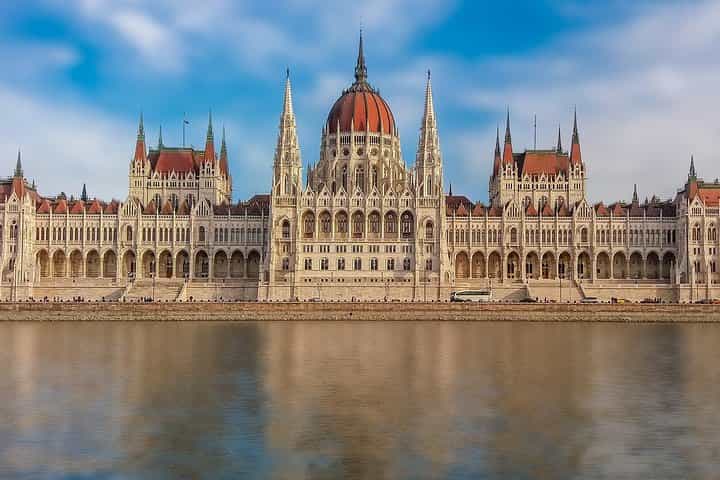 Budapest Castle District Walking Tour: History & Views