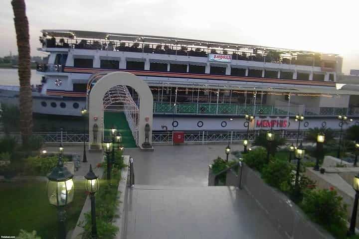 Magical Night on the Nile: Dinner Cruise & Live Entertainment