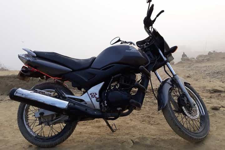 סיור הרפתקאות באופנוע לנמו בודהה מקטמנדו.