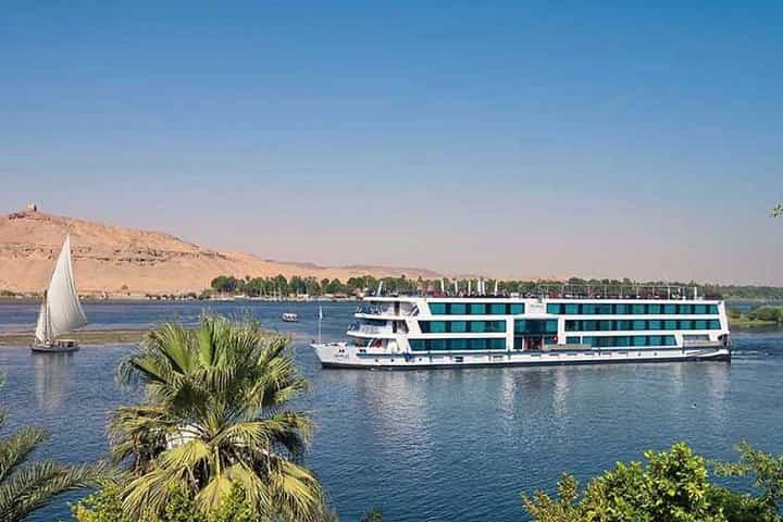 3 nights Nile Cruise from Aswan to Luxor with Abu simble& Balloon