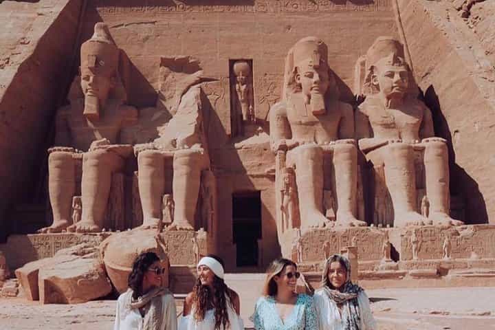 Aswan : Shared Guided Tour To Abu Simble Temples - Round Trip