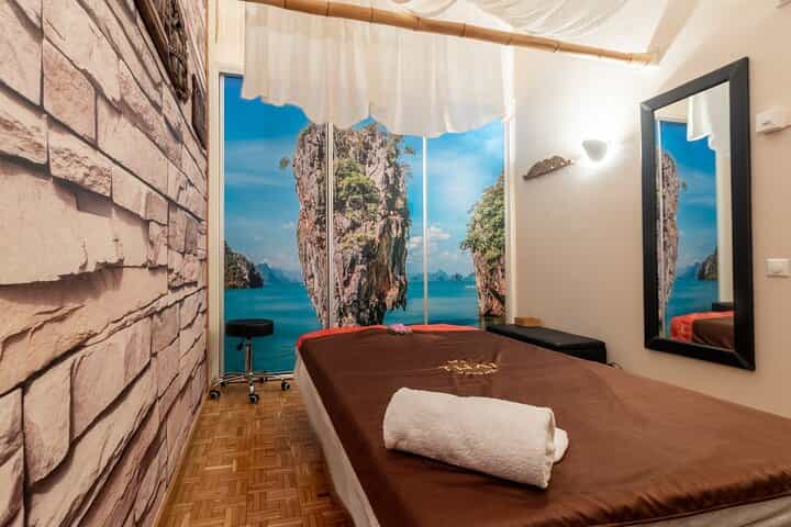 טיפול ש scrub גוף 50 דקות ב THAI SPA MASSAGE BARCELONA