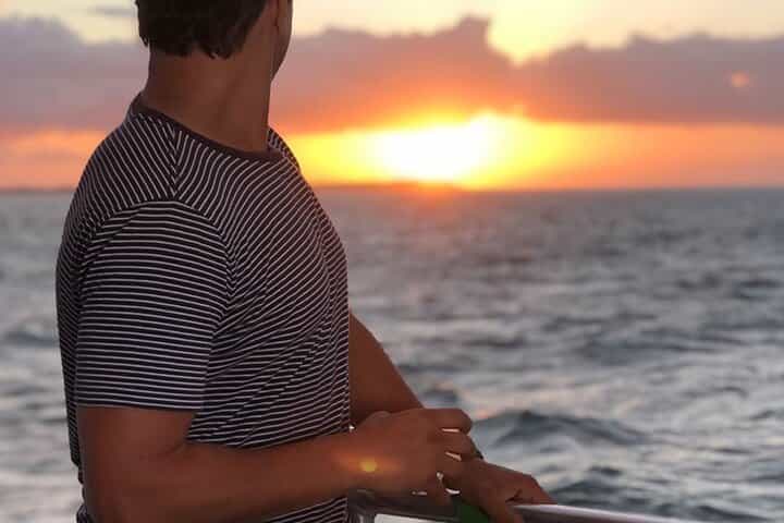 שייט שקיעה בשקיעה בהוורביי ביי