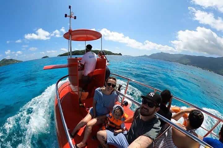 סיור בסמי-תת ימי בפארק הלאומי סנט אן