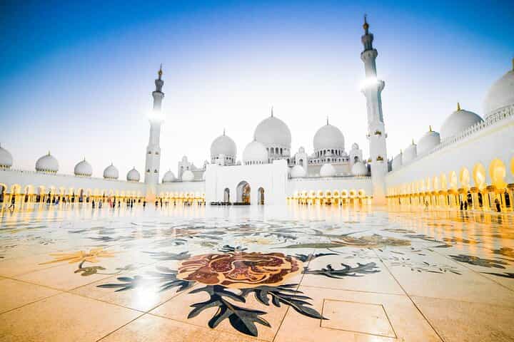 Private Abu Dhabi City Tour with Qasr Al Watan from Abu Dhabi