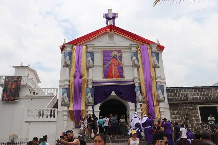 אגם אטיטלאן, סיור בשלושה כפרים מאיאנים