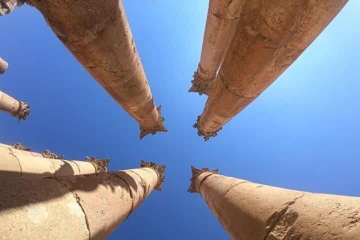 Exclusive 1-Day Luxury Journey: Experience Jerash & Ajloun Castle