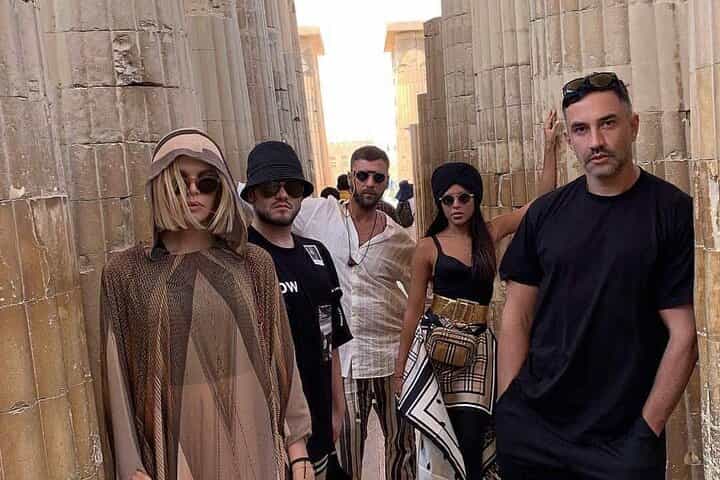 קהיר: טיול יום לפירמידות, ממפיס וסקרה ללא עלות נוספת.