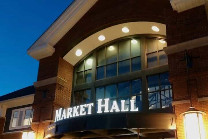 Woodbury Outlet קניות של 7 שעות עד 5 אנשים