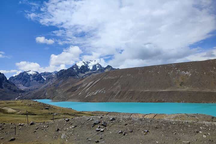 Exclusive Ausangate Paradise: Untouched Lagoons & Thermal Waters