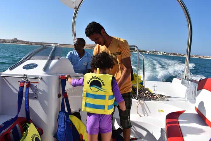 הרפתקאות ספארי מדבר למשך יום מלא משארם א-שייח