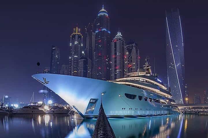 Dubai Marina Luxury Yacht Tour & BF 