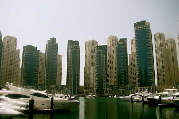 Dubai (Marina Luxury Yacht) Tour with Breakfast