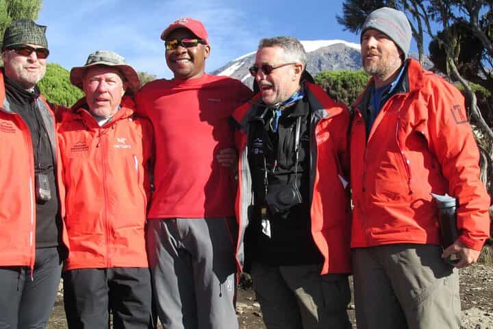 10 ימים טיפוס קילימנג'ארו במסלול מכמה