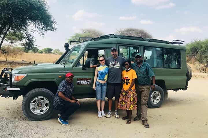 ספארי קבוצתי פרטי בתנזניה של 5 ימים