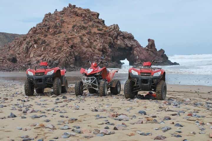 Southern Tunisia tour: 3 Days Sahara, Mountains Tour from Douz