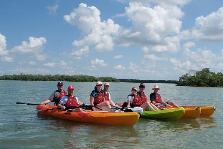 Fort Myers Beach: Full Day Kayak or SUP Rental at Pelican Bay