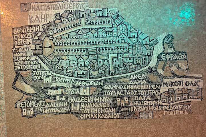 Classic Jerusalem Old City - Self Guiding Tour 